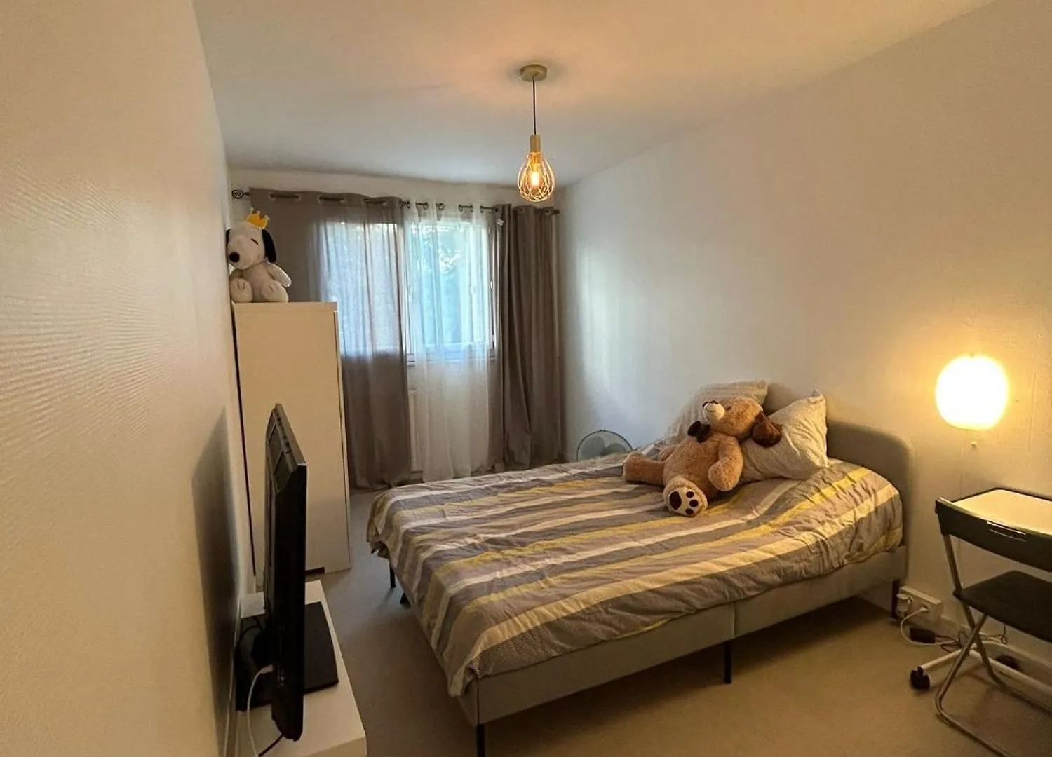 The Olympic Stay In Host Female Guests Only location